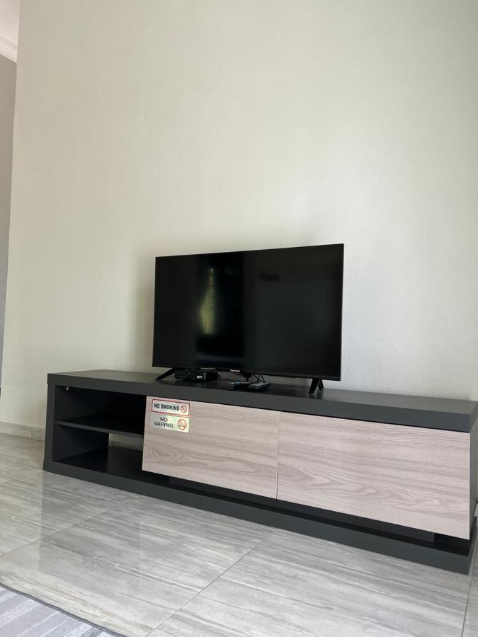 Majestic Homestay - Pasir Puteh Esterno foto