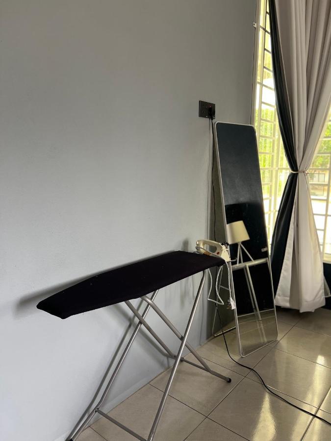 Majestic Homestay - Pasir Puteh Esterno foto